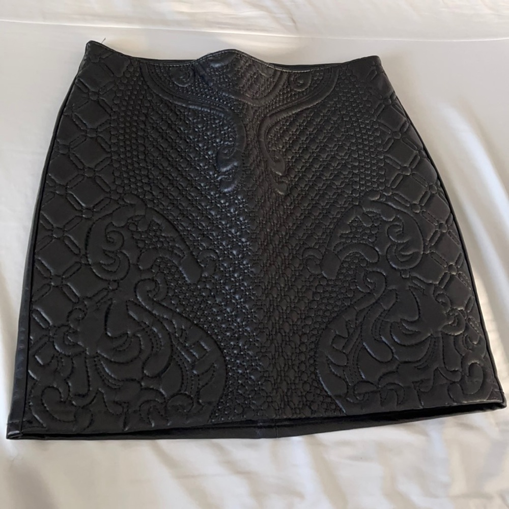 H & M skirt